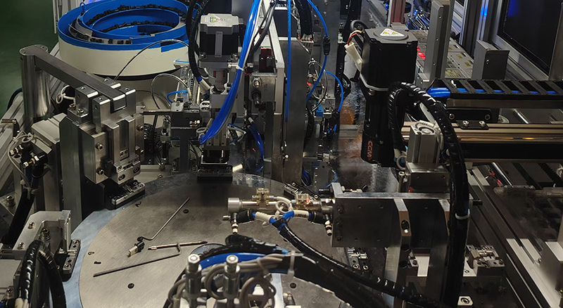 給工廠(chǎng)研發(fā)自動(dòng)化設(shè)備是搶工人飯碗嗎?